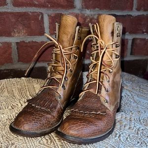 Justin Boot women’s distressed leather and bull hide lace-up Roper boots(1996)